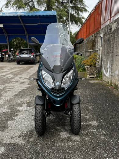 PIAGGIO Piaggio MP3 300