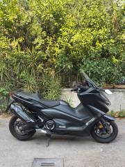 YAMAHA TMAX 560