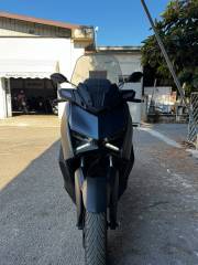 YAMAHA XMAX 300