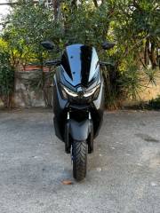 YAMAHA N-MAX 125