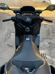 YAMAHA X-MAX 300