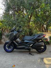 YAMAHA X-MAX 300