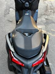 YAMAHA X-MAX 300