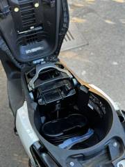 YAMAHA NEO'S DUAL BATTERY