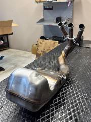 YAMAHA SCARICO COMPLETO DI SERIE MT-09 2024