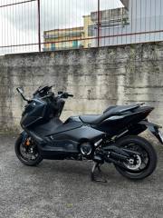 YAMAHA TMAX 560 SWORD GREY